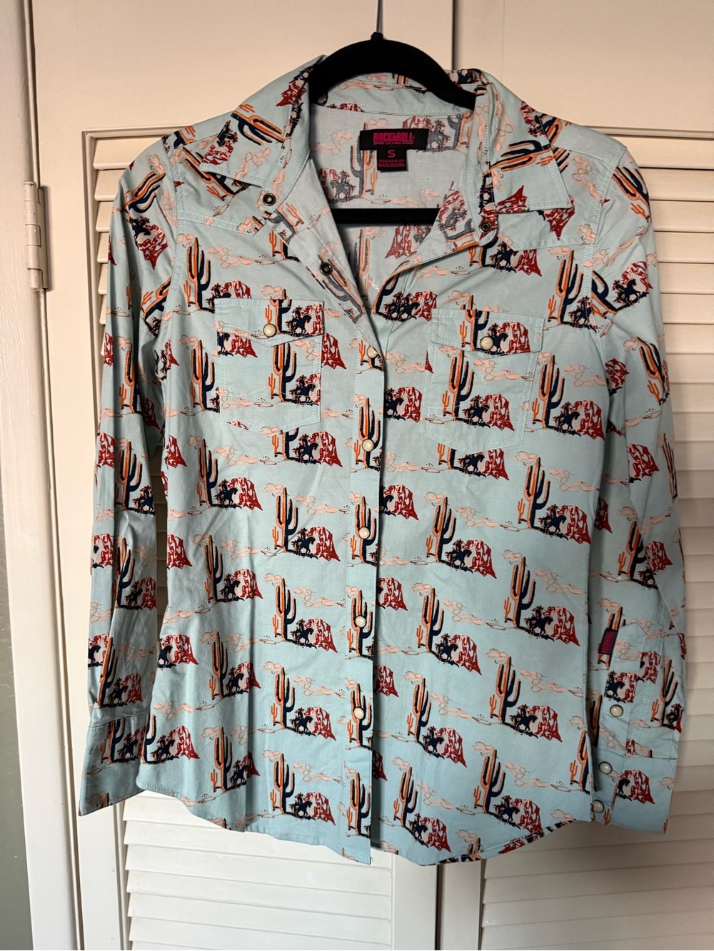 Western Cactus Print Button-Up Shirt - Light Blue